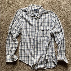 Men’s flannel button down